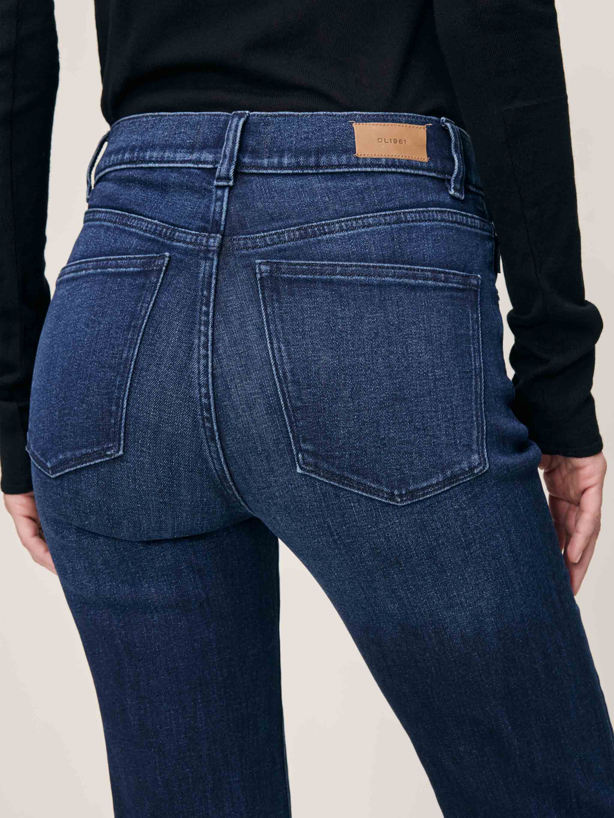 DL1961 Patti Straight High Rise 31" Jeans - Blue Cave