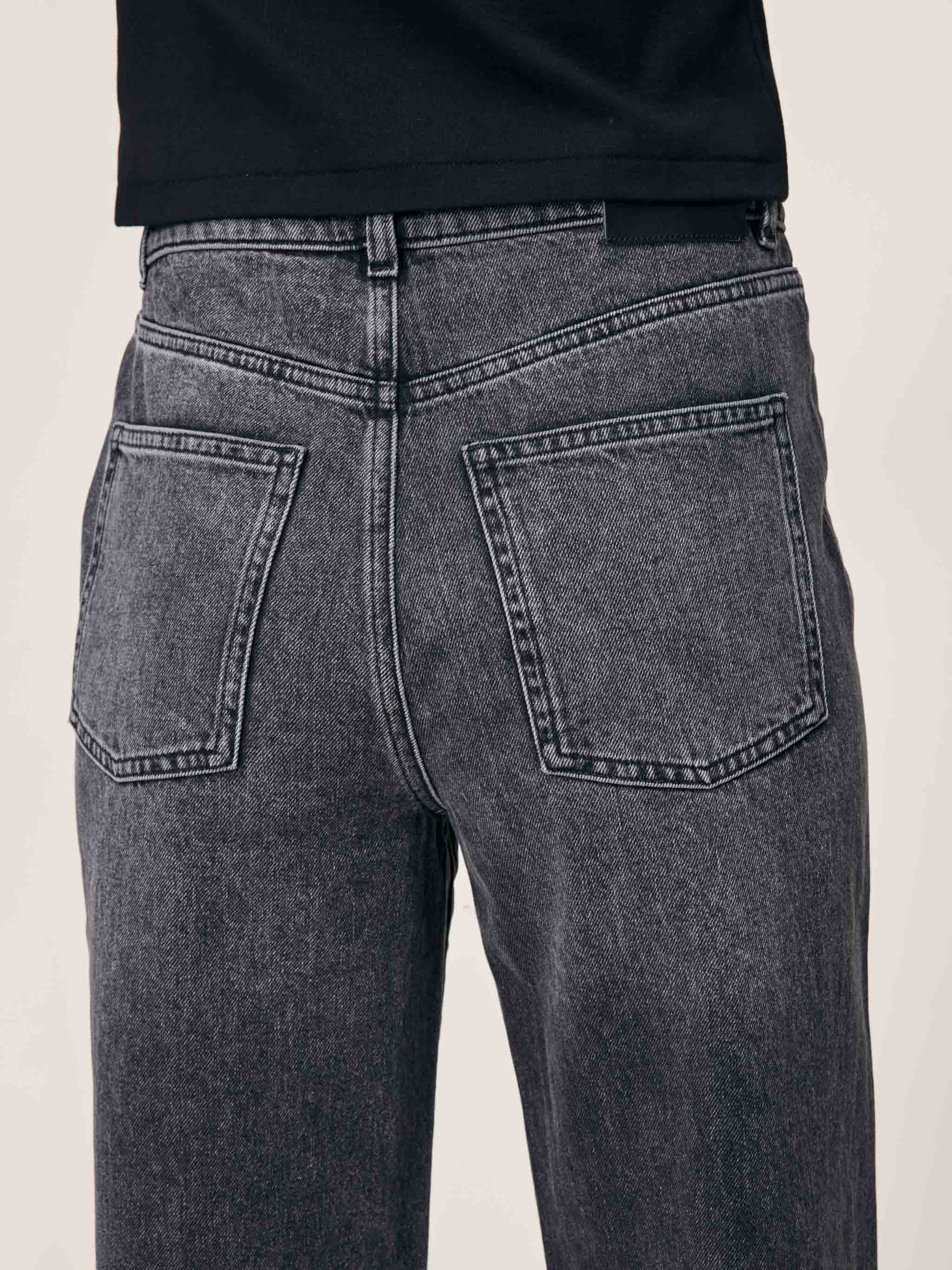 DL1961 Karmine Refined Wide Leg High Rise 31" Jeans - Nightshade