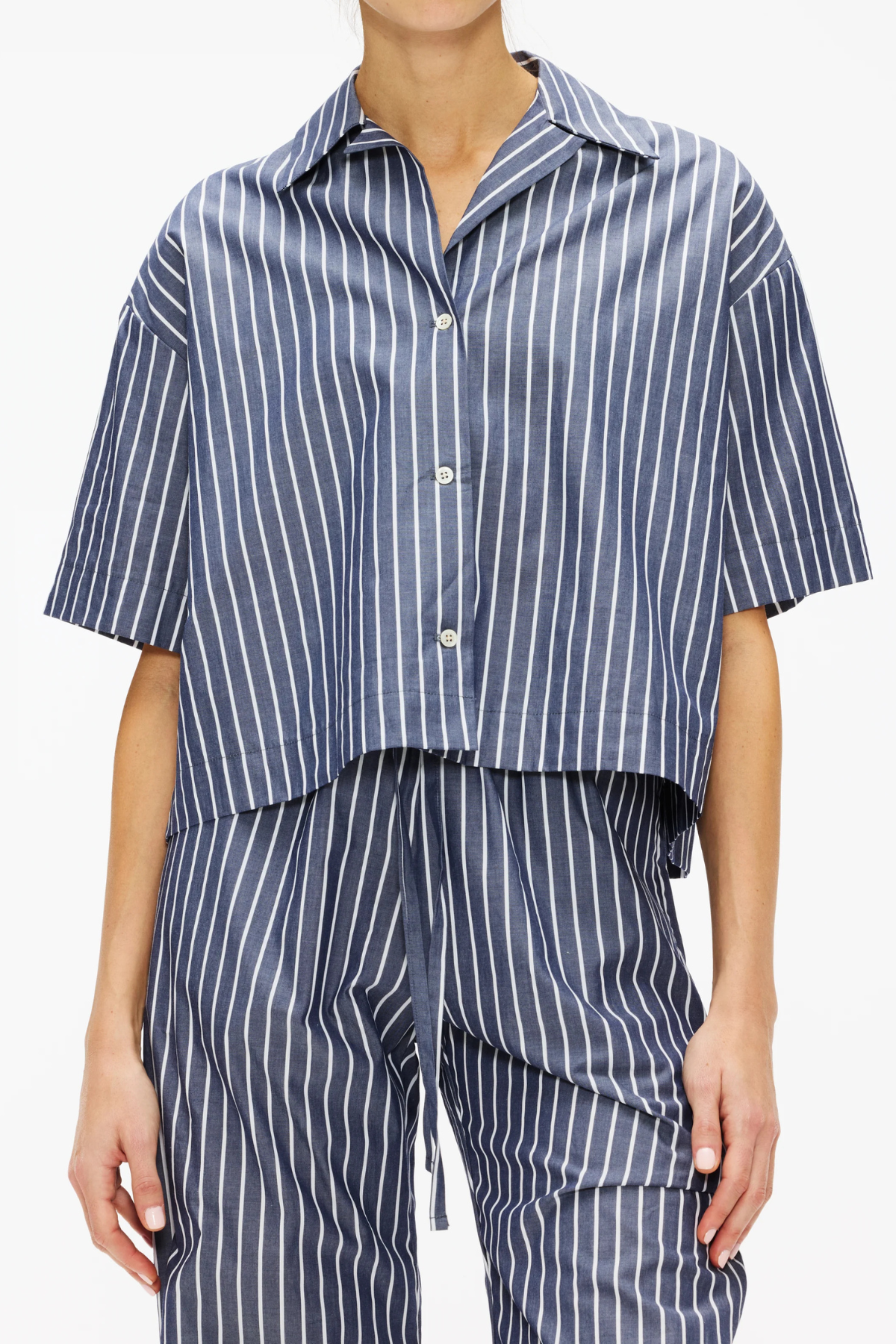 Enza Costa Poplin Cropped S/S Shirt - Navy/ White Stripe