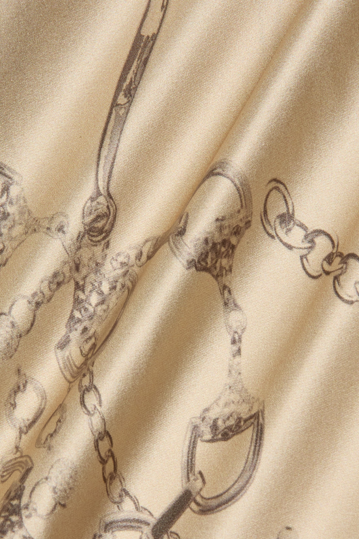 L'AGENCE Calista Satin Camisole - Soft Macadamia Multi Small Horsebit Chain