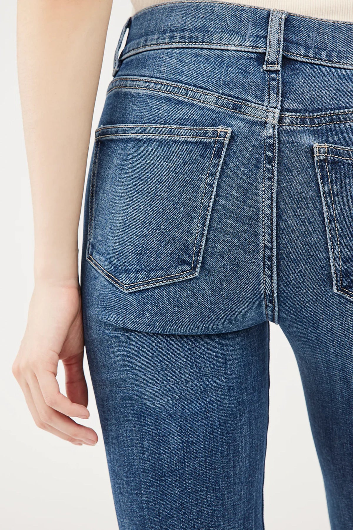 DL1961 Mara Straight Jeans - Chancery