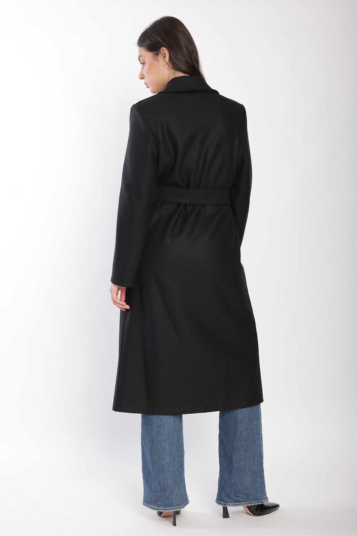 Harris Wharf Shawl Collar Coat With S. Pads Pressed Wool - Black