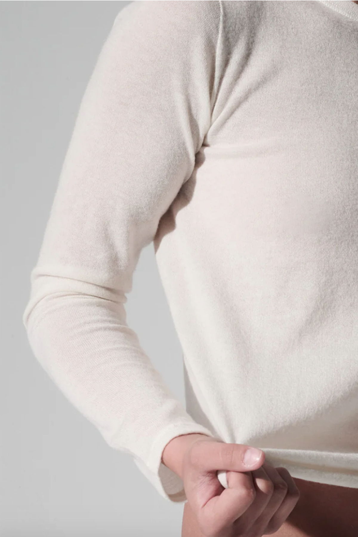 Majestic Filatures Cashmere L/S Crewneck - Milk