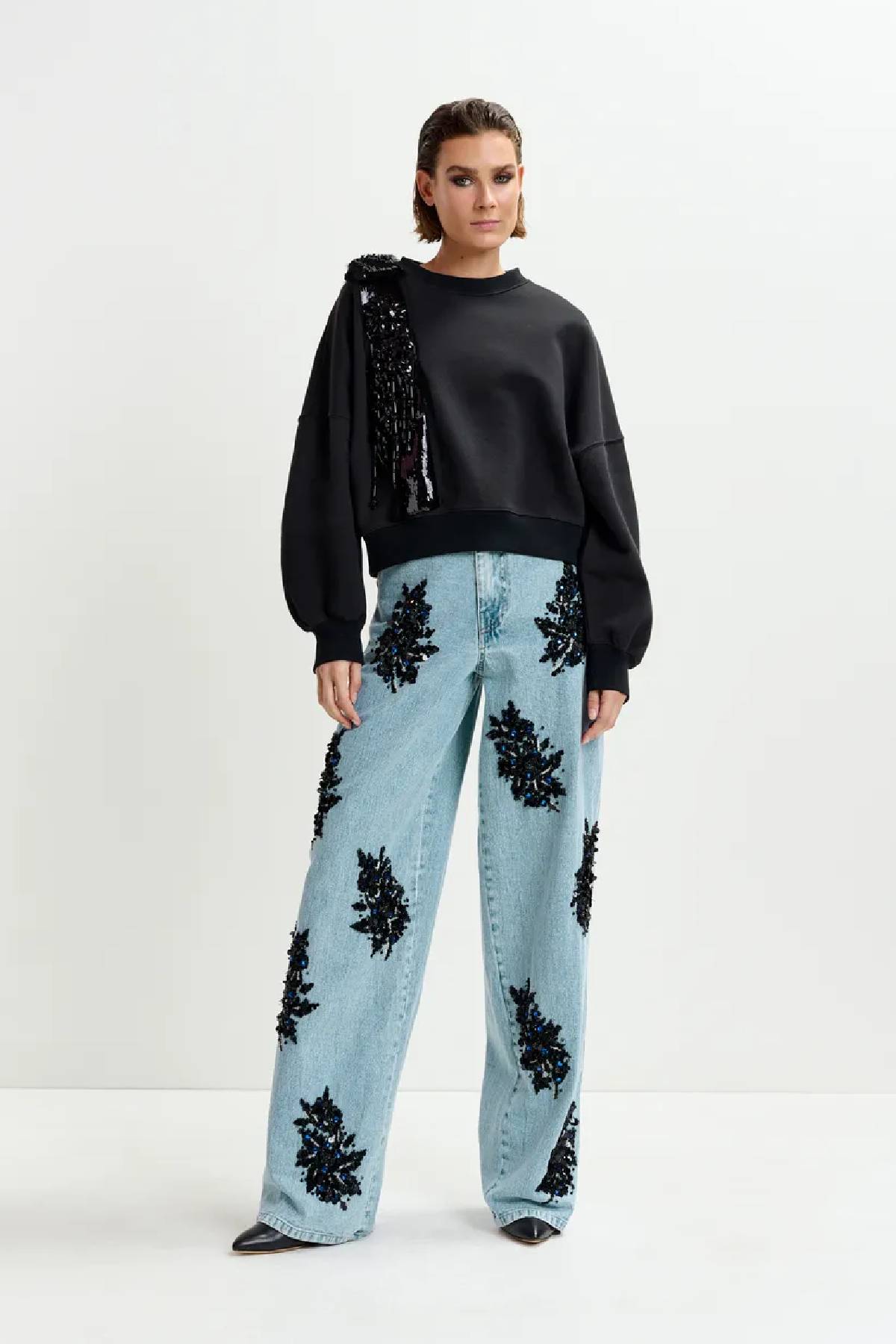 Essentiel Antwerp Ijoux Embroidered Sweatshirt - Black