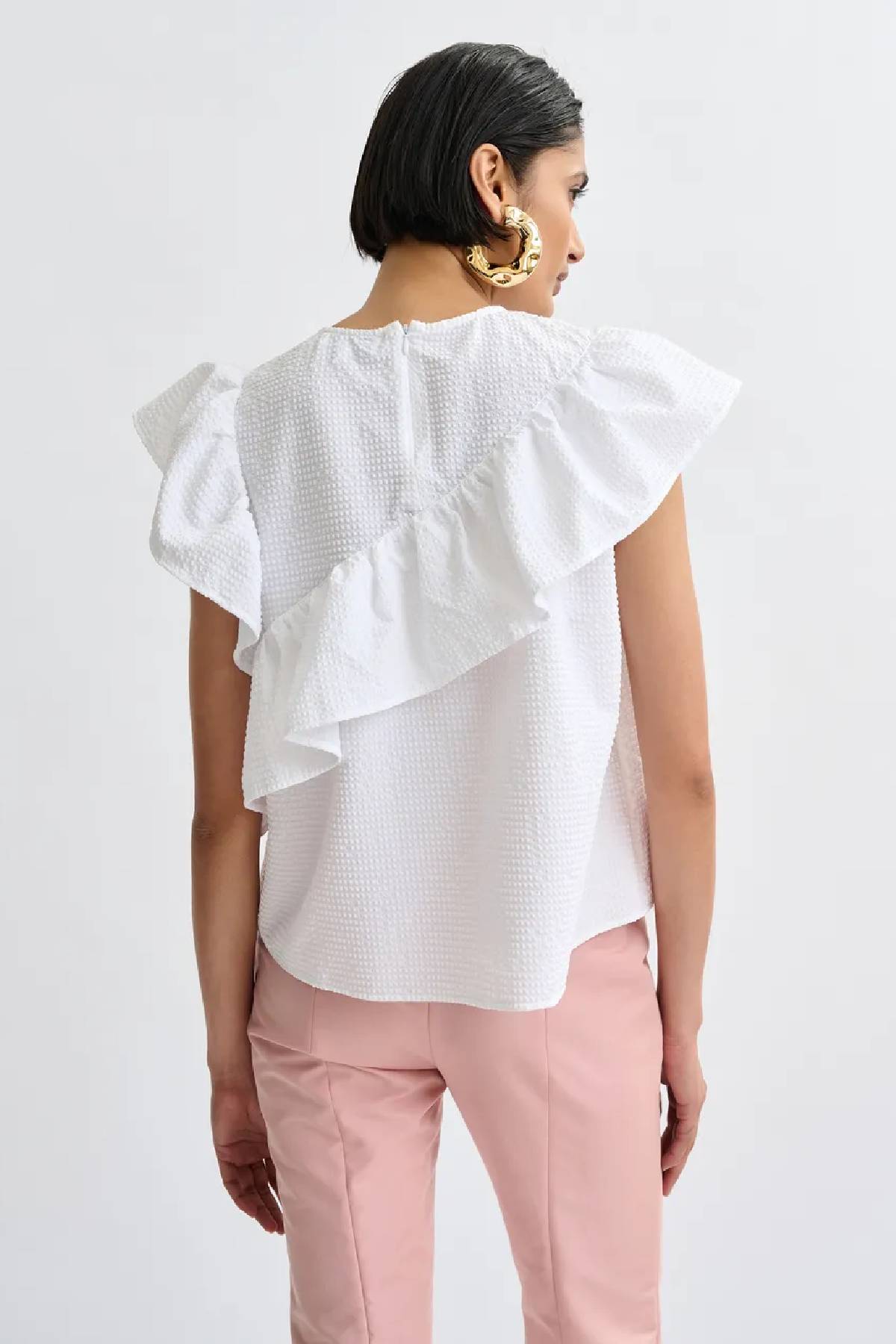 Essentiel Antwerp Asymmetrical Top With Ruffle Details - White