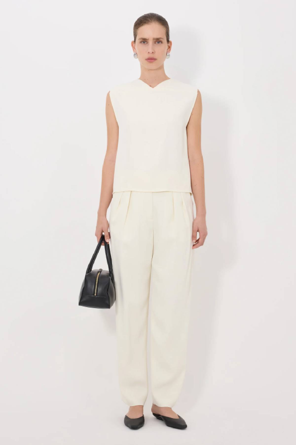 Loulou de Saison Daika Boxy V-Neck Top - Ivory