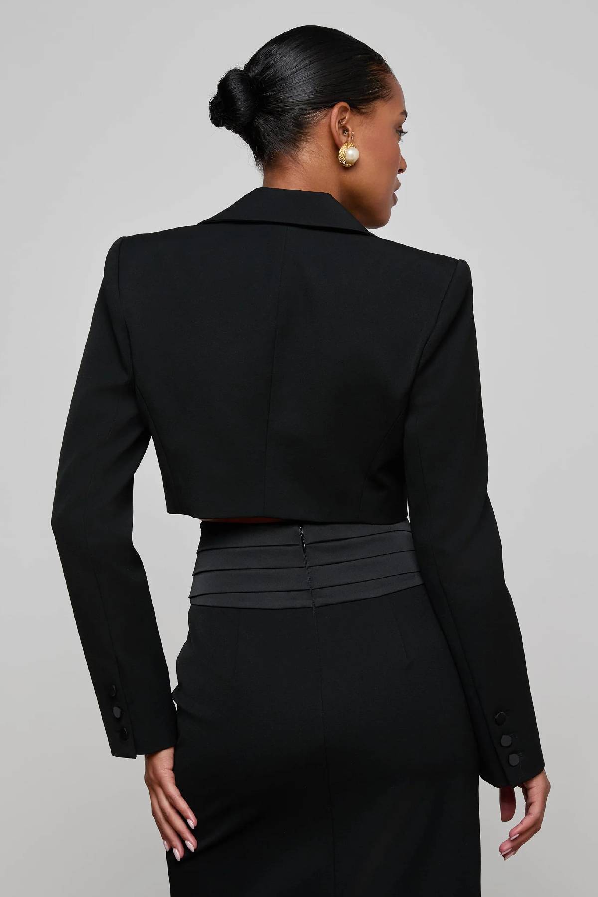 L'AGENCE Daxton Cropped Blazer - Black