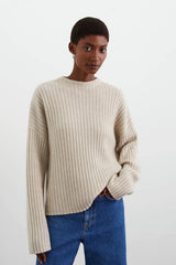 Soft Goat Ribbed O-neck - Natural Sand