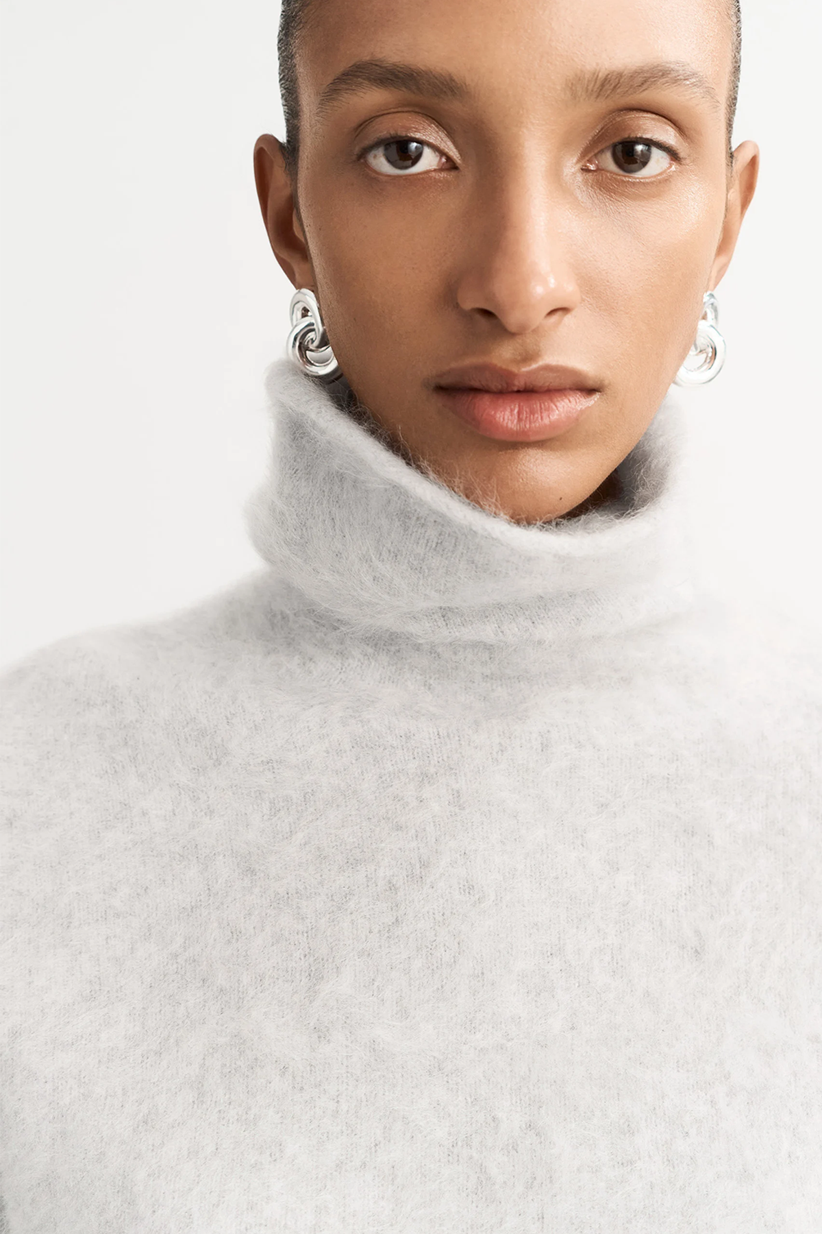 Soft Goat Brushed Turtleneck - Light Grey