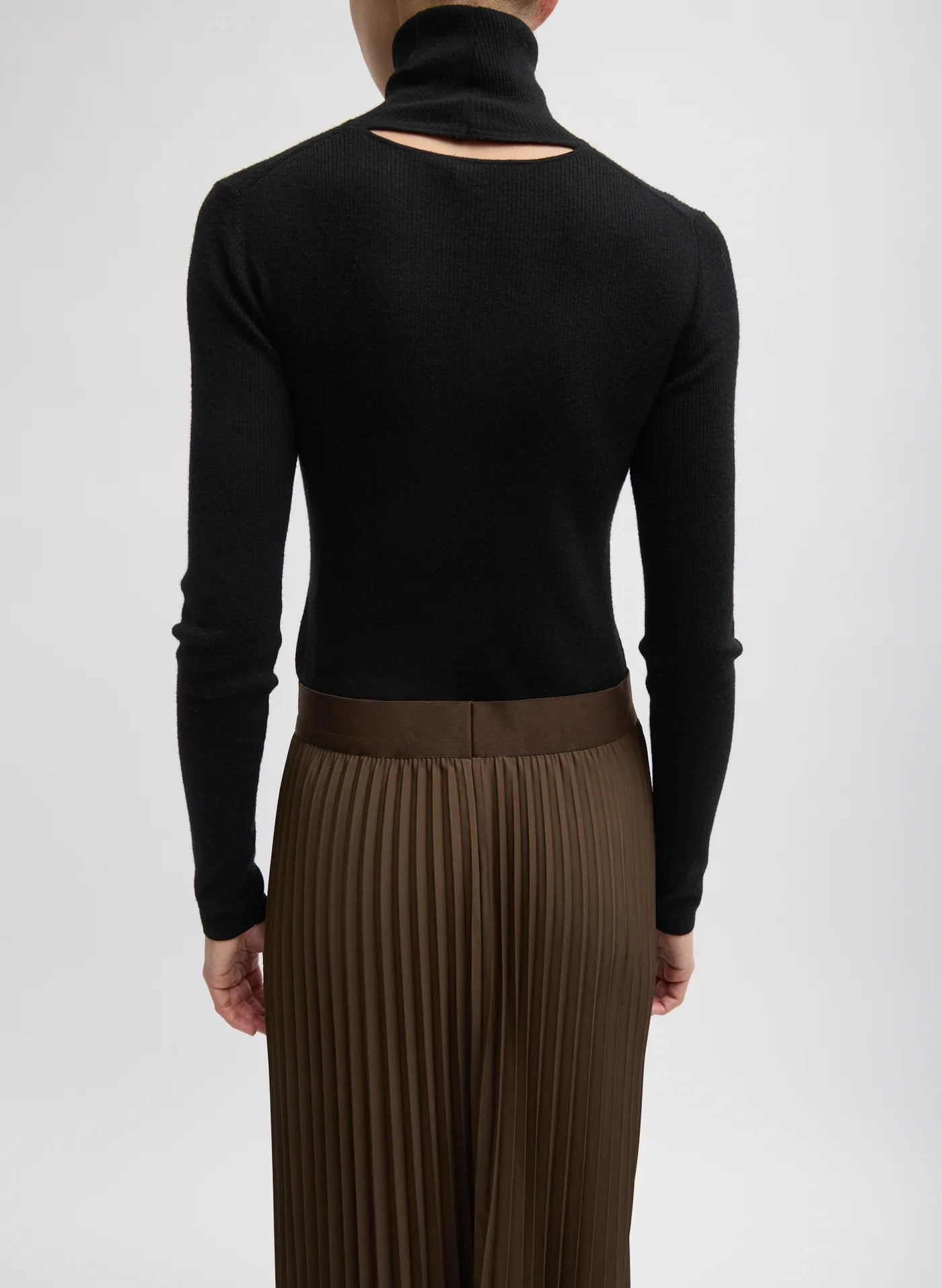 Tibi Feather Weight Ribbed Sweater Turtleneck Pullover - Black