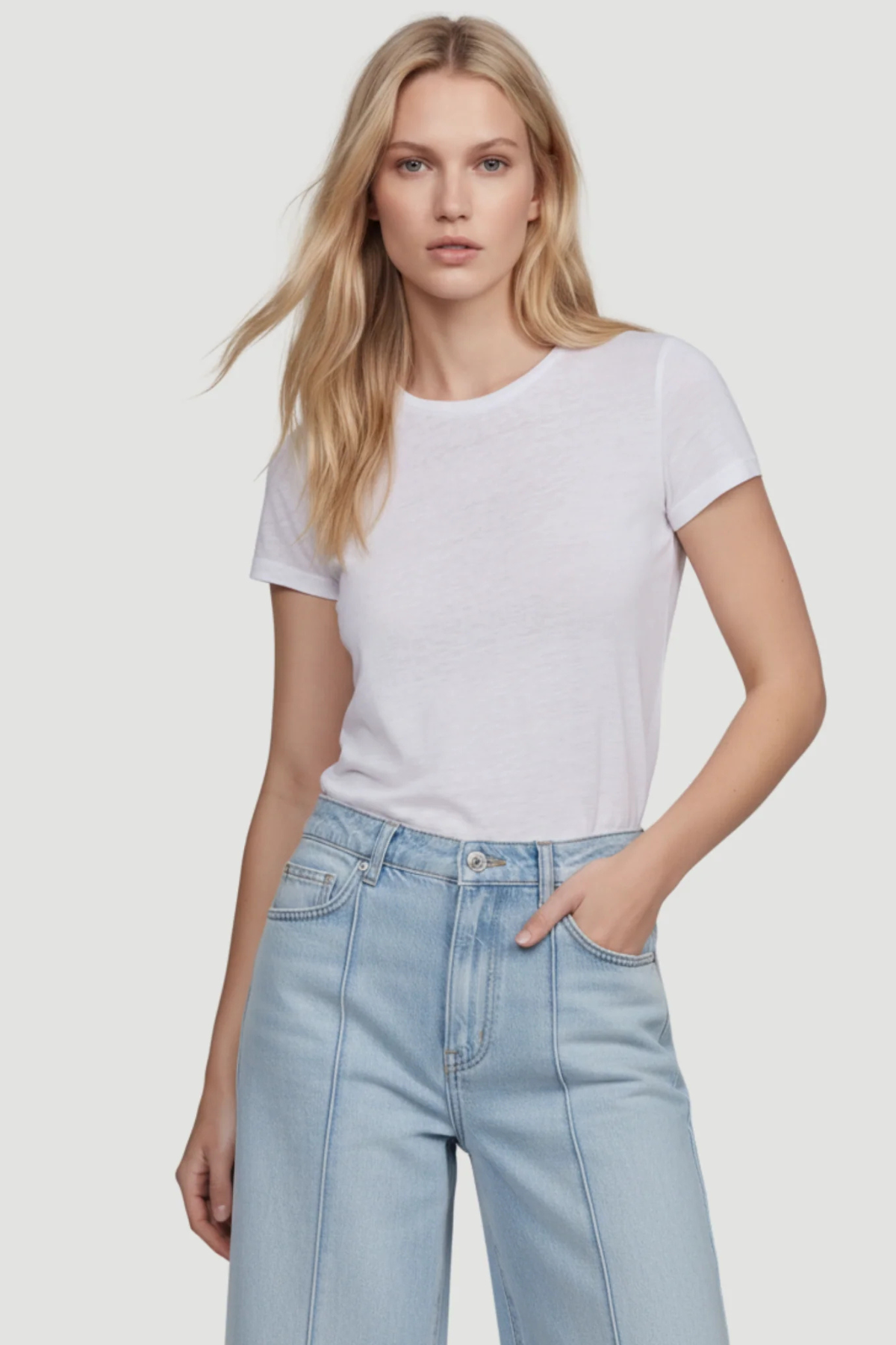 Majestic Filatures Stretch Linen S/S Crewneck - Blanc